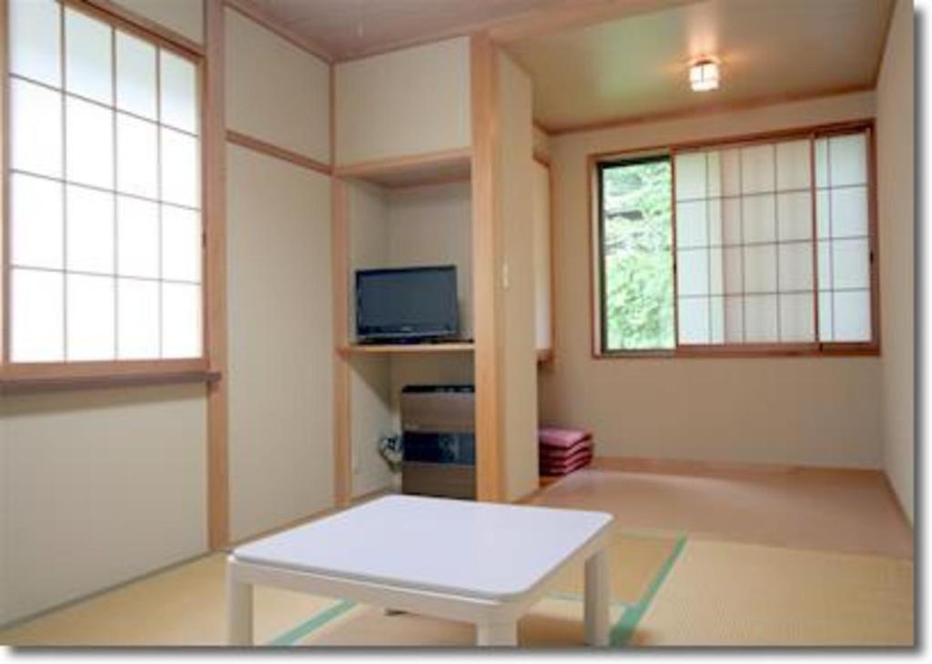 Hotel Minshuku Yoshinoya Minakami Esterno foto